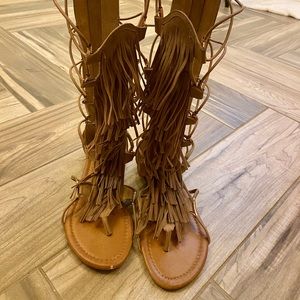Fringe sandals